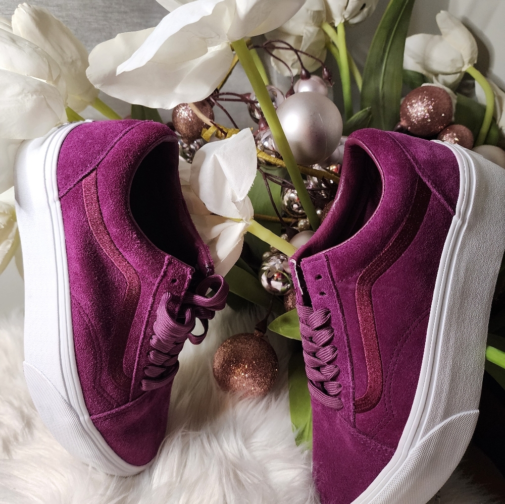 Vans Women's Platform Shoes in Purple and White